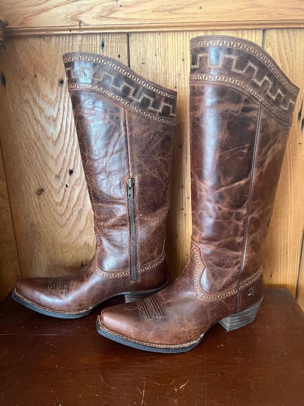 Ariat Sahara Tall Western Boots Sassy Brown Leather Aztec Embroidered Size 8